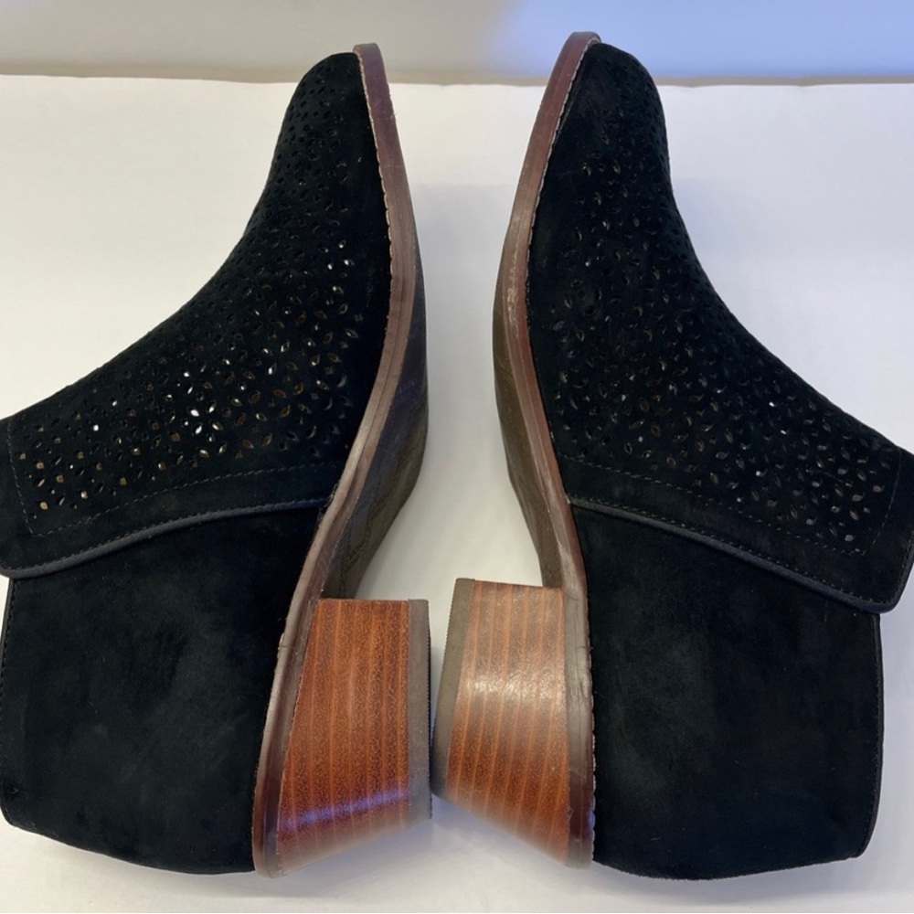 Vionic Joy Black Booties - image 3